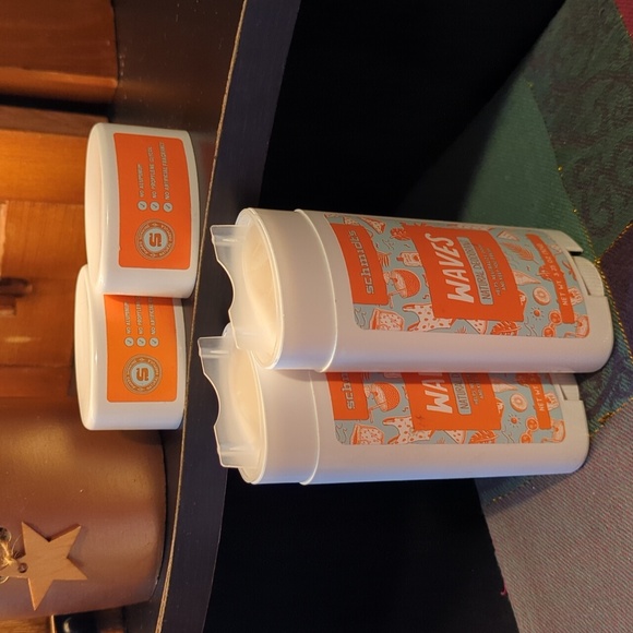 Schmidt's Waves Natural Deodorant Coconut Oil Vitamin E Lot Of 2 3.25 OZ NEW - Picture 7 of 9